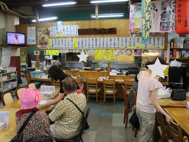 那覇市第一牧志公設市場の食堂